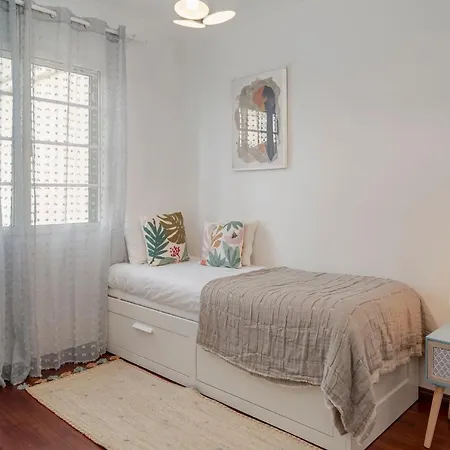 Casa Skyline By An Island بيت للعطل كانيكو