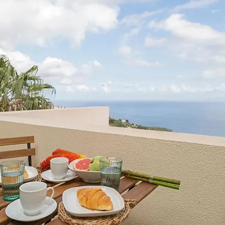 Casa Skyline By An Island Holiday home